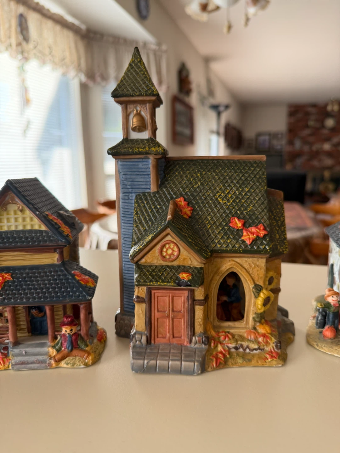 Set of 6 Miniature Autumn Harvest Village Buildings - photo 5