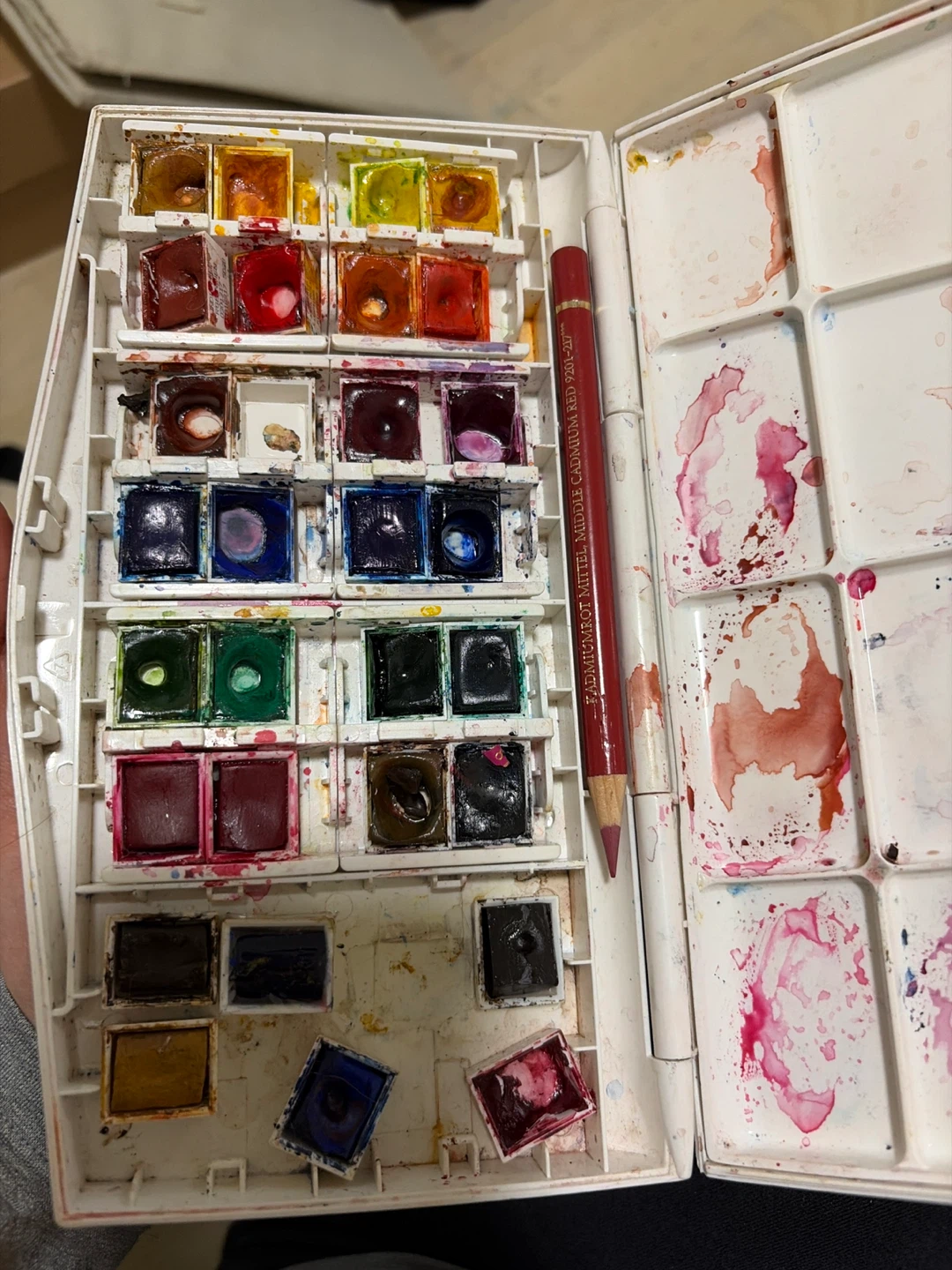 Assorted Art Supply Bundle - photo 4