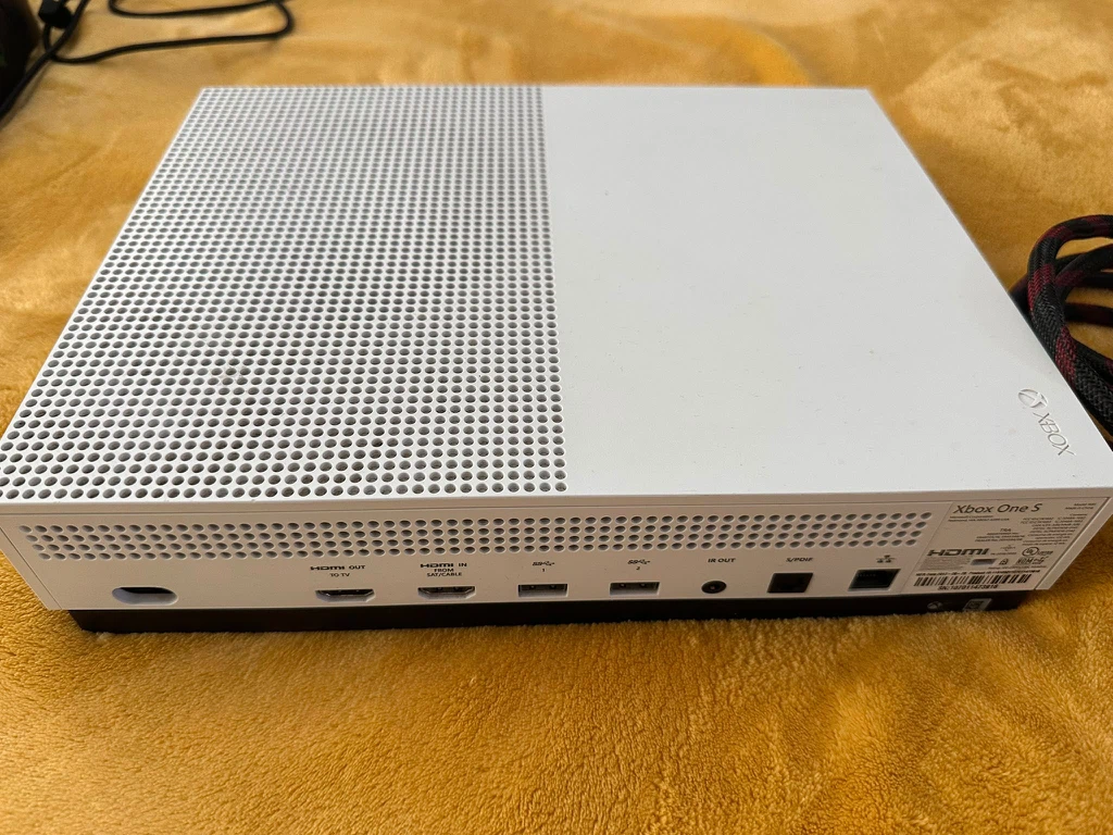 Xbox One S Console Bundle - photo 2