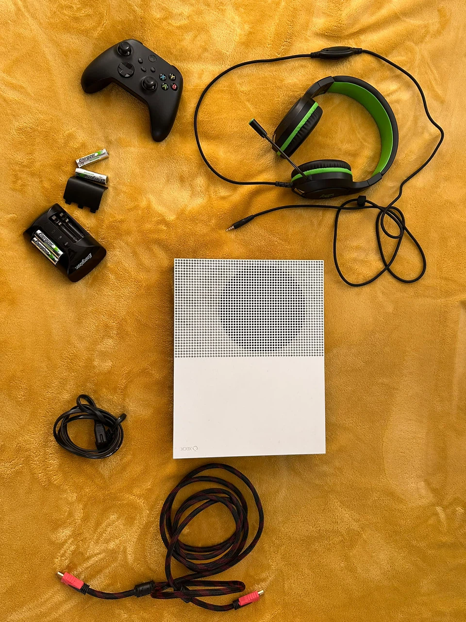 Xbox One S Console Bundle - photo 3