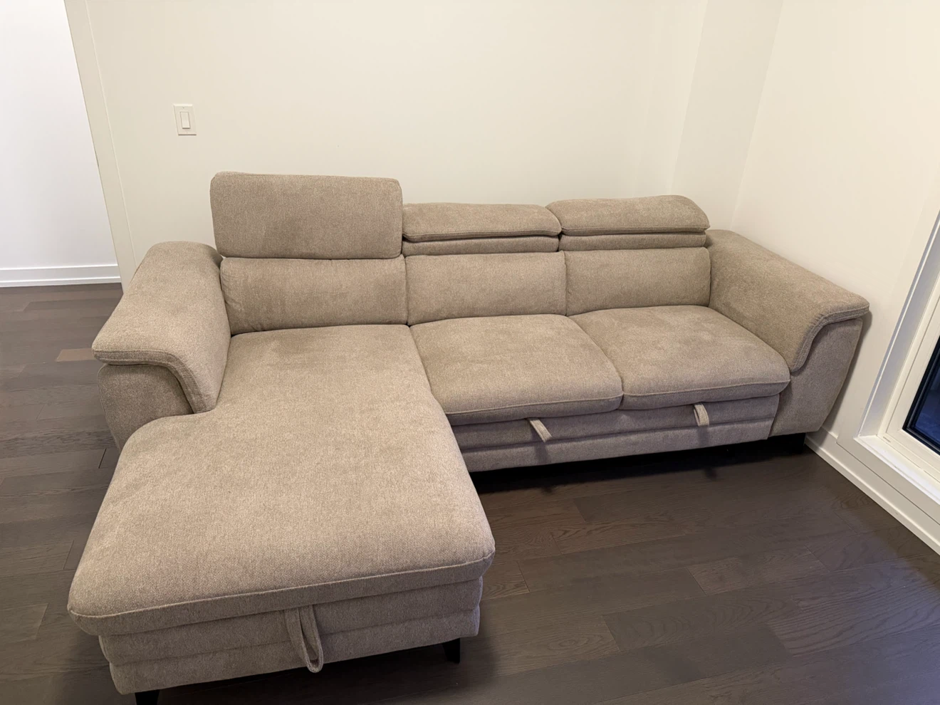 Shane 2-Piece Sectional with Storage Chaise and Pull-Out Bed - photo 2