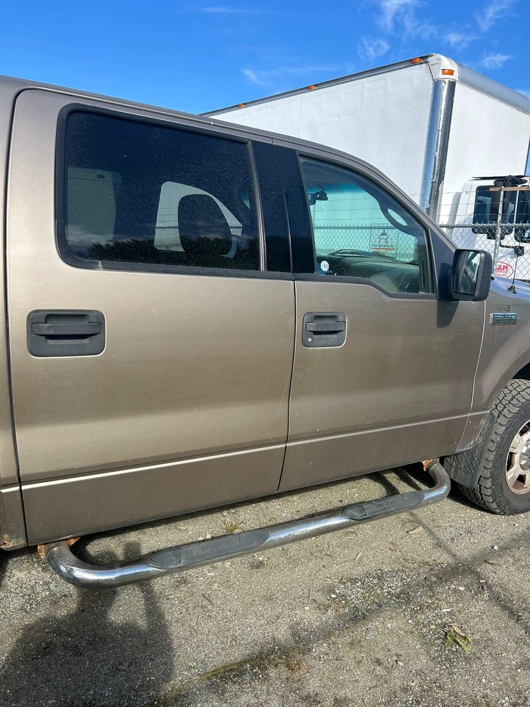 Ford F-150 4x4 Pick up with 213,000 km - photo 3