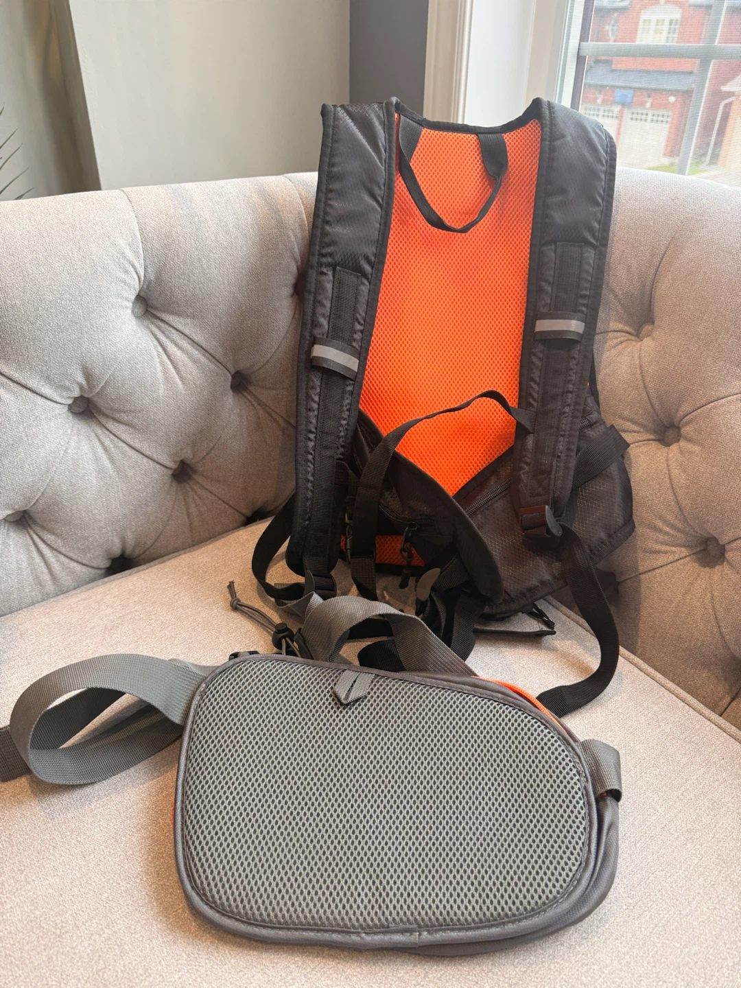 NEW Orangetheory Hydration Running Backpack/Waist Pack Set - photo 2