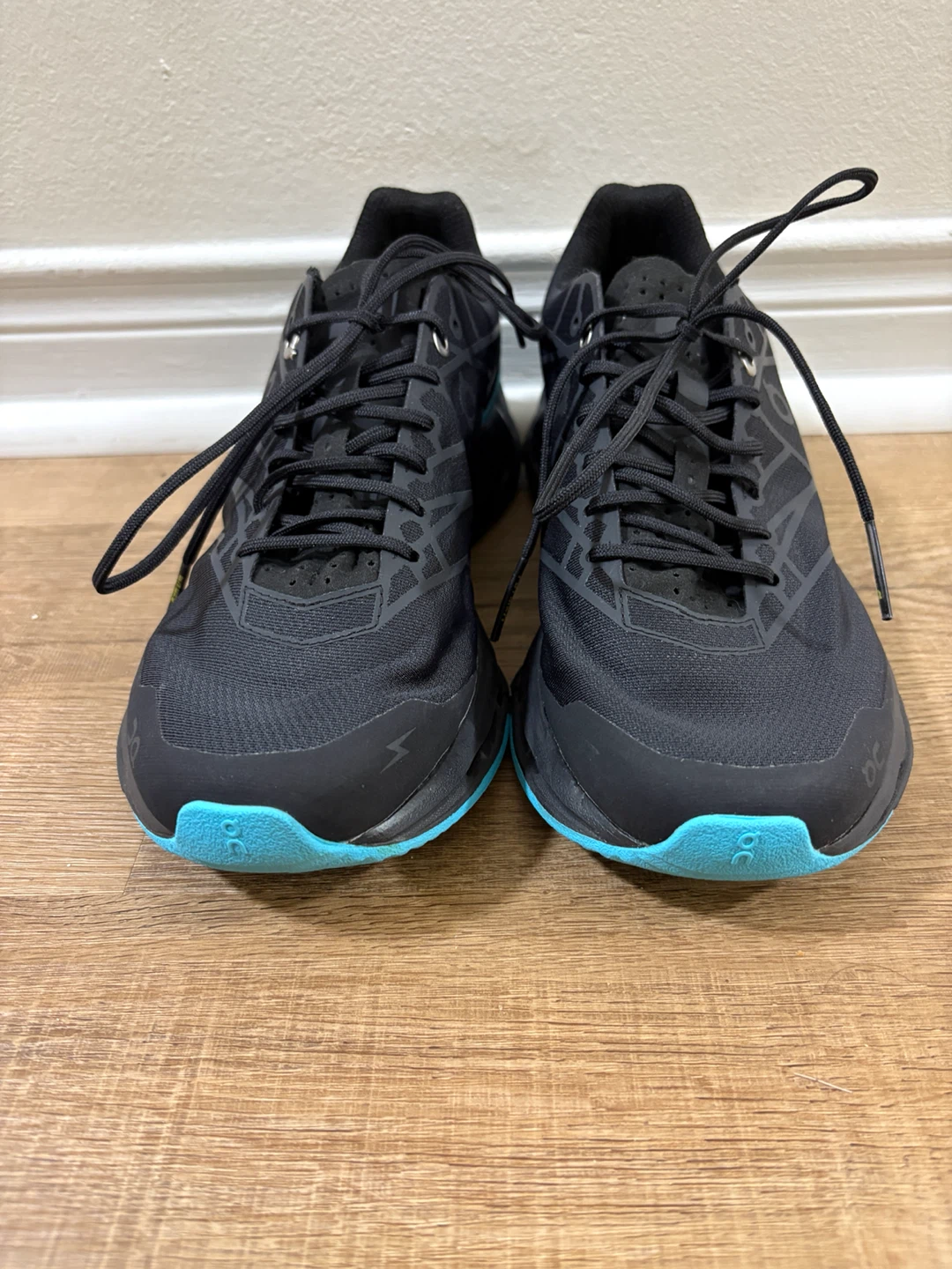 On Cloudnova Z5 Lifestyle Running Shoes