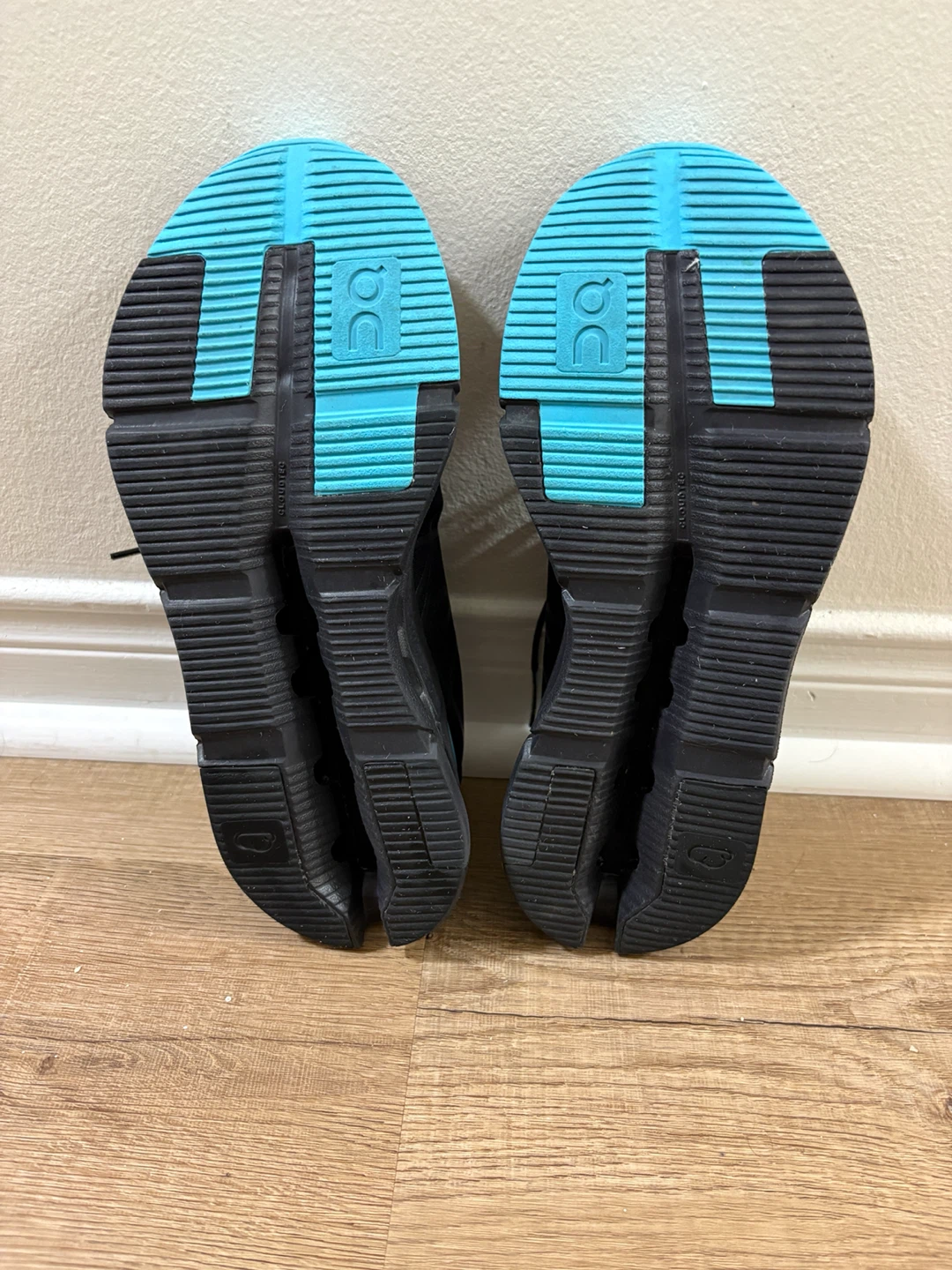 On Cloudnova Z5 Lifestyle Running Shoes - photo 5
