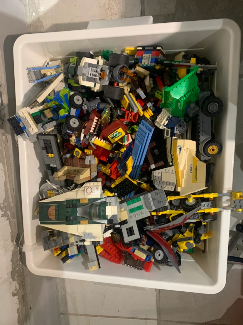 MASSIVE LEGO PILE LOT