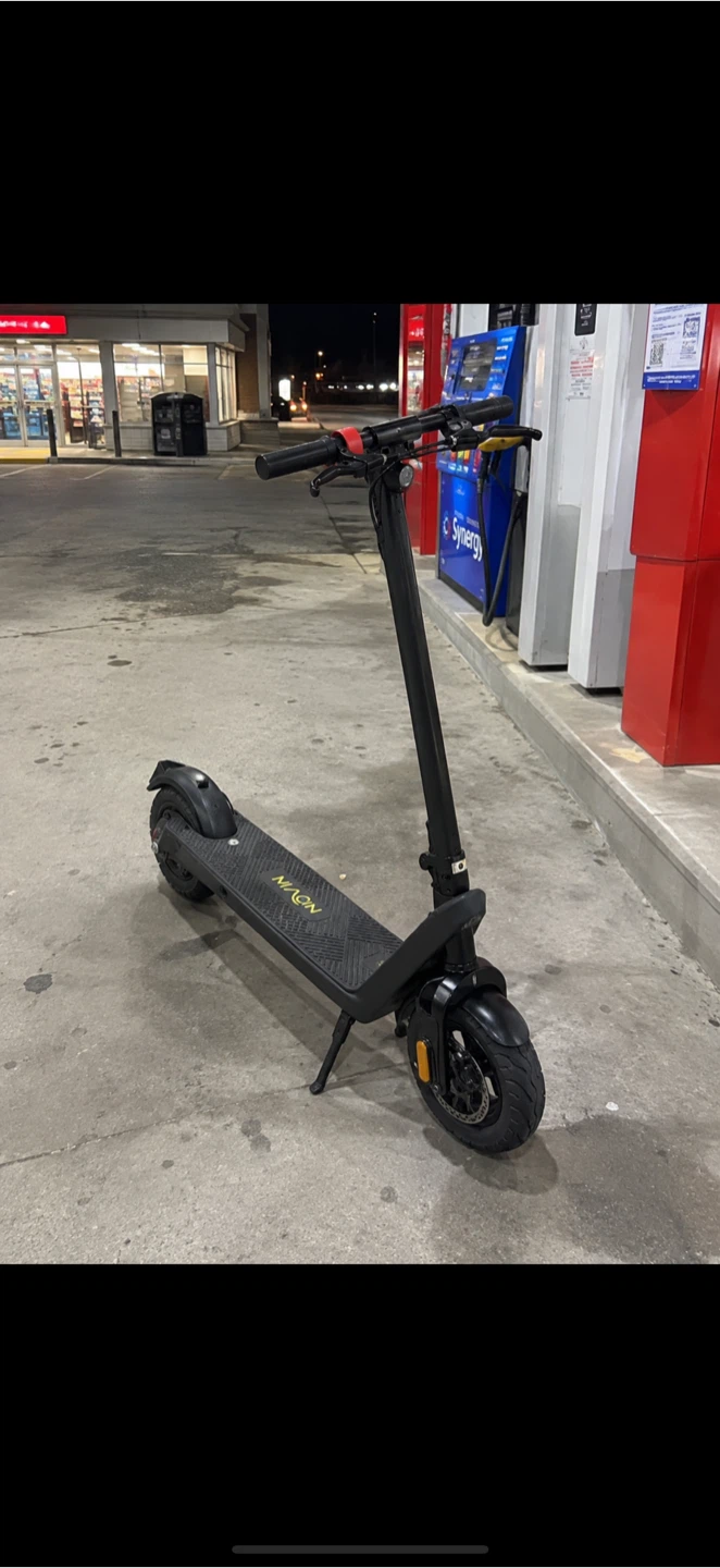Movin glide Electric Scooter