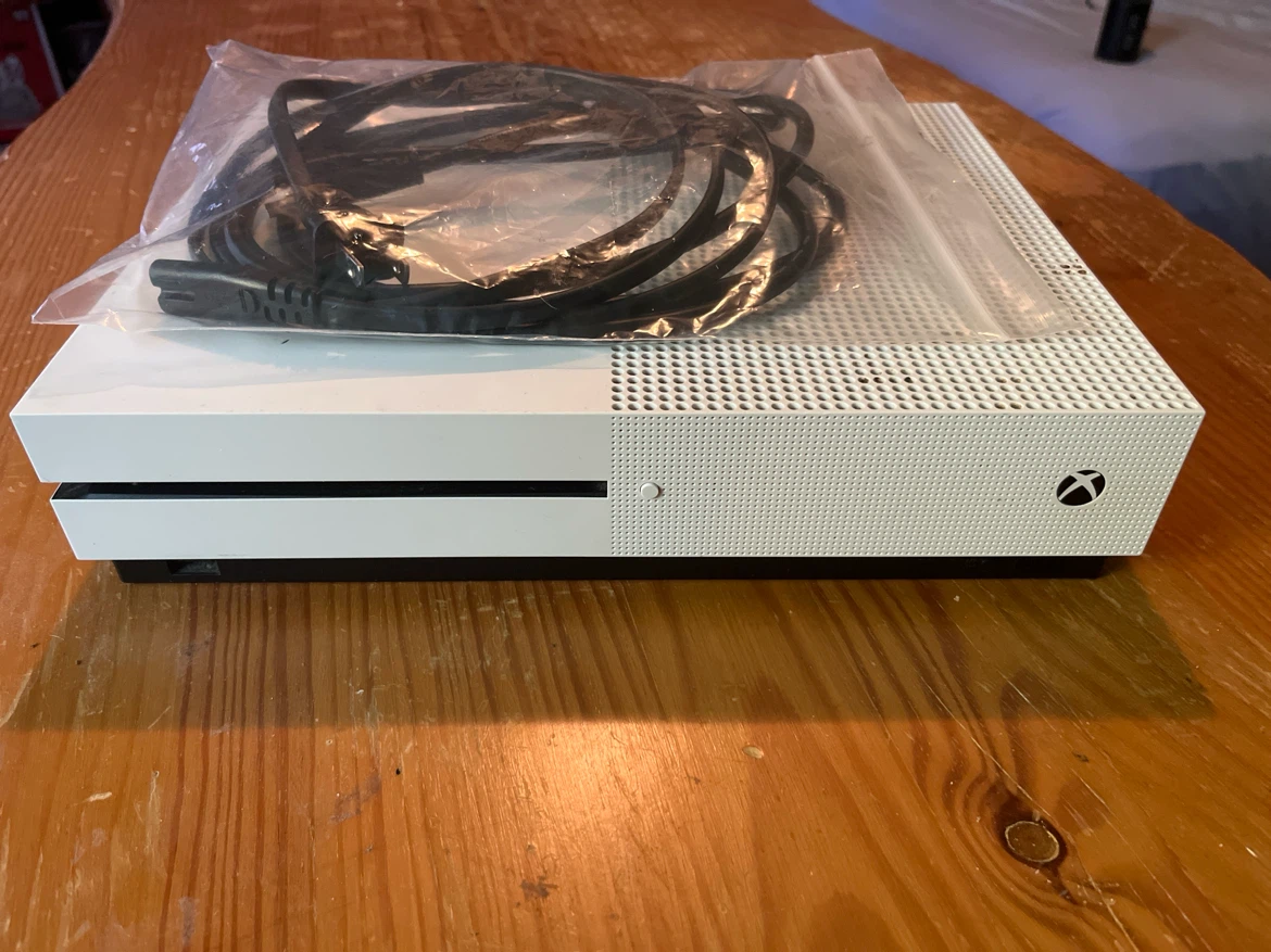 Microsoft Xbox One S Console White