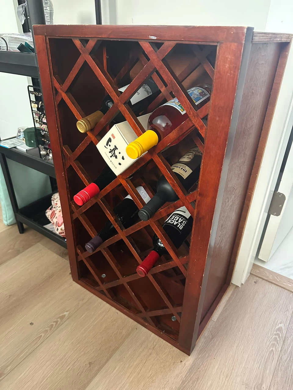 Wooden Lattice Wine Rack