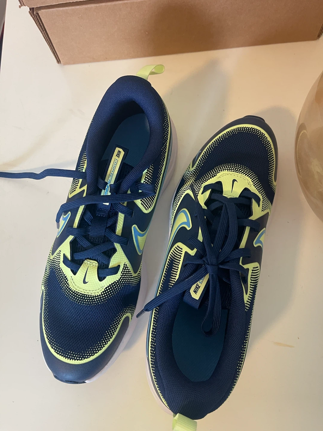 Nike Cosmic Runner Sneakers