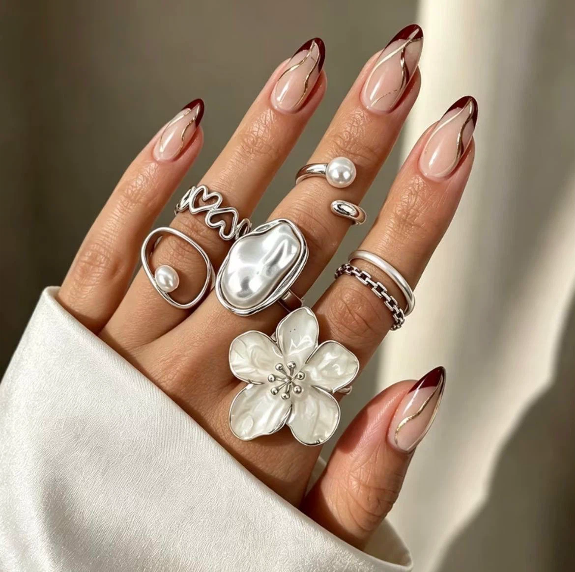 Silver-Toned Ring Set, 6 Rings with Flower and Pearl-Look Beads