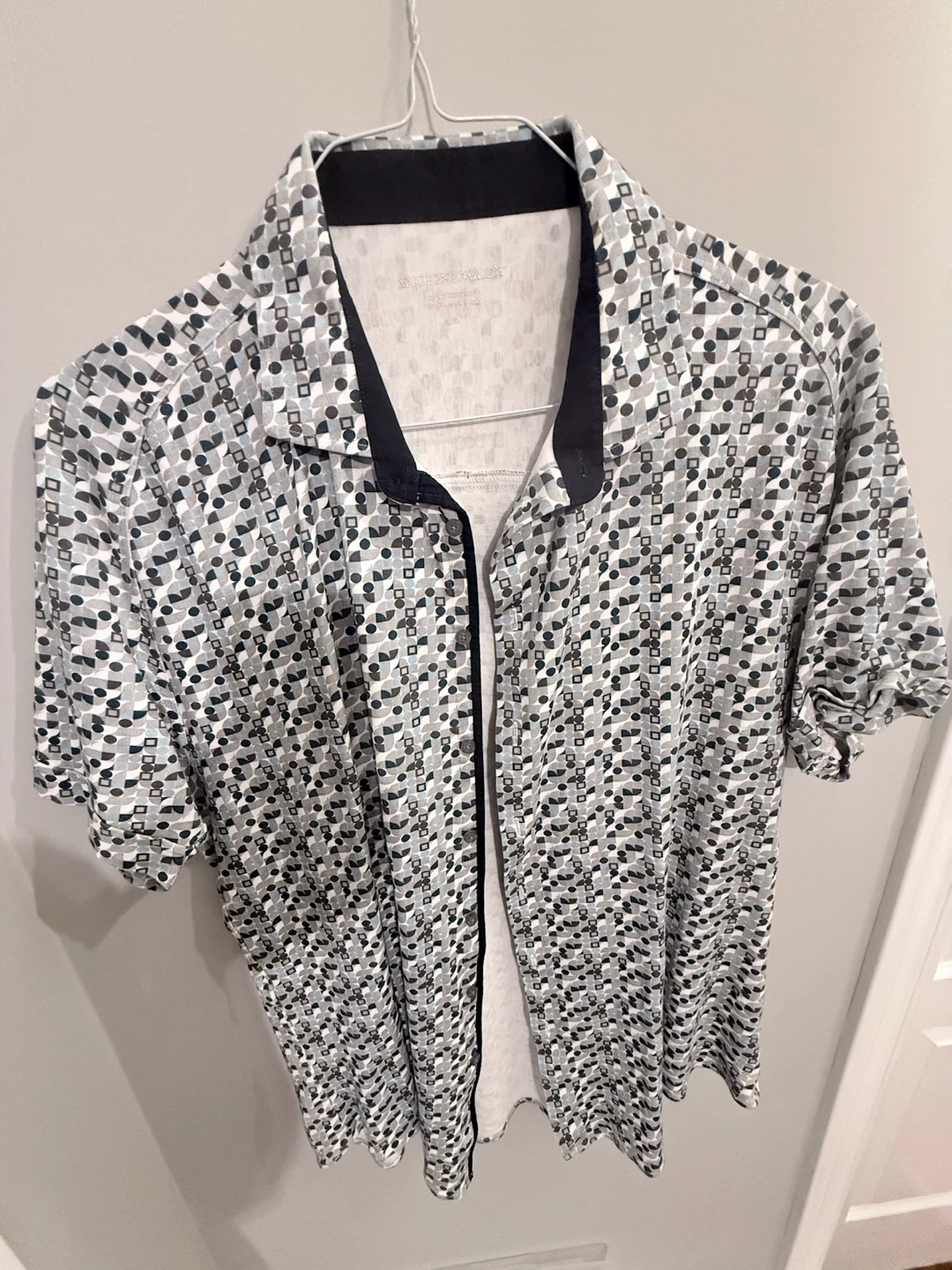 Modern English Men's Geometric Button-Down Shirt