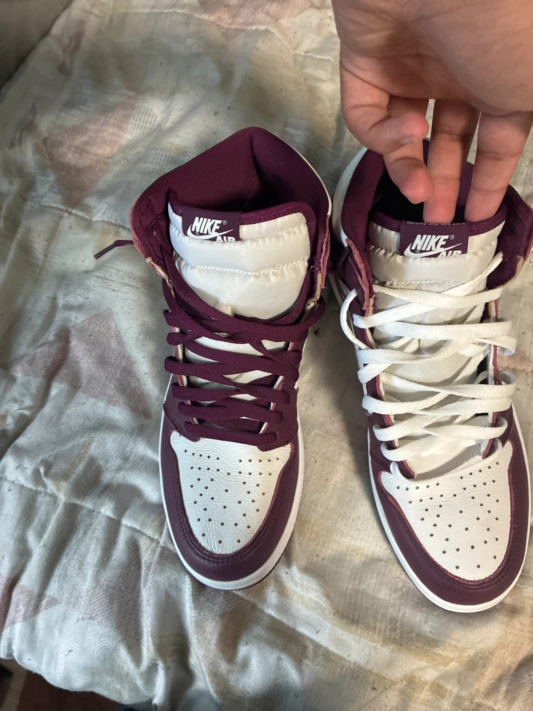 Nike Air Jordan 1 Retro High OG Maroon - photo 4