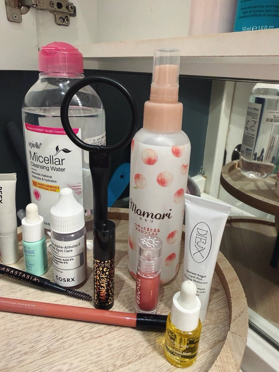 Beauty Declutter Bundle + Hair Clips + Samples + Makeup Bag - photo 3