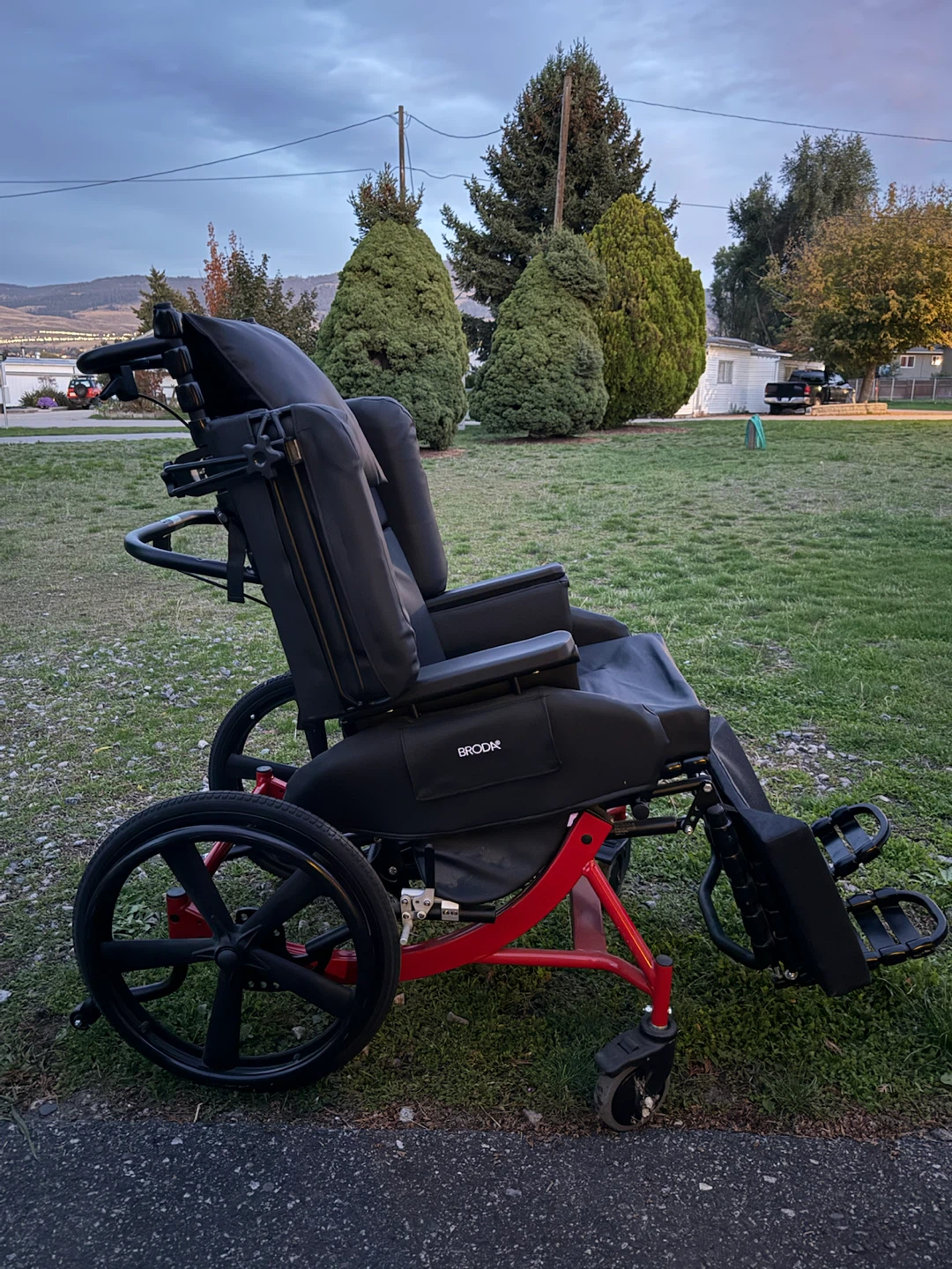 Broda Positioning Wheelchair - photo 2