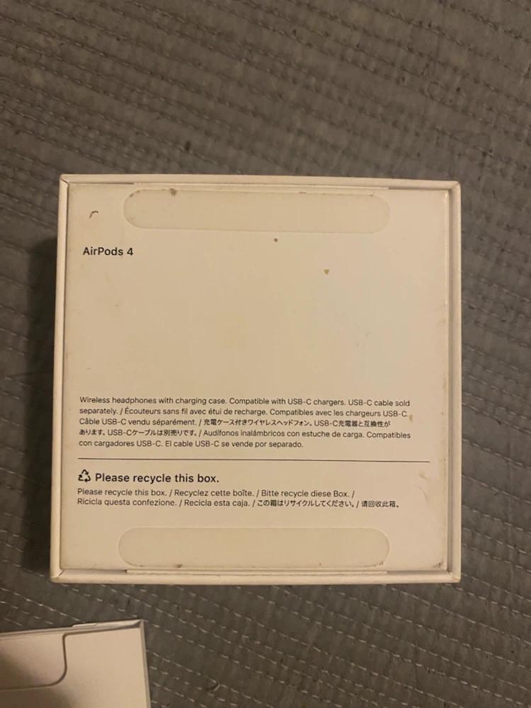 Apple AirPods 4 - photo 3