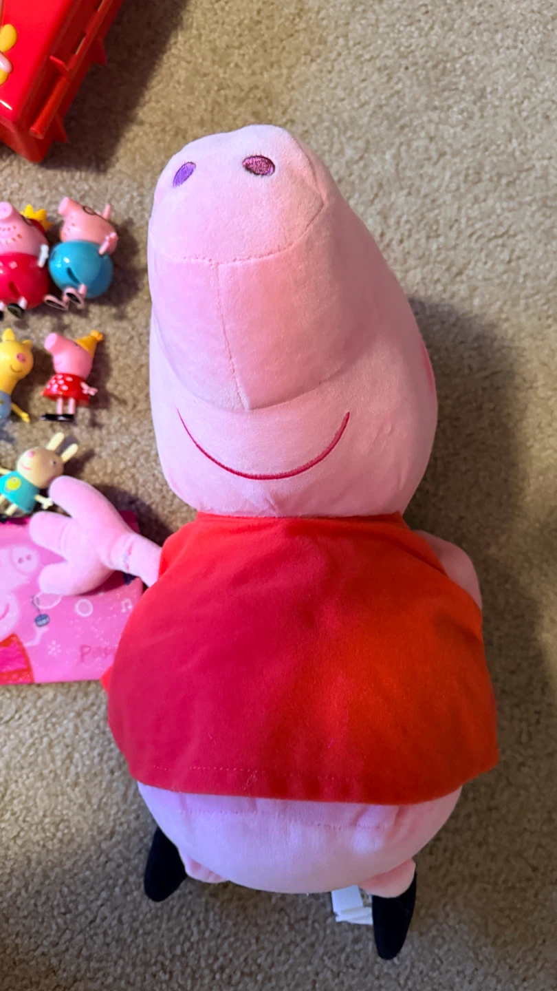 Peppa Pig toy set with backpack and figures - photo 4