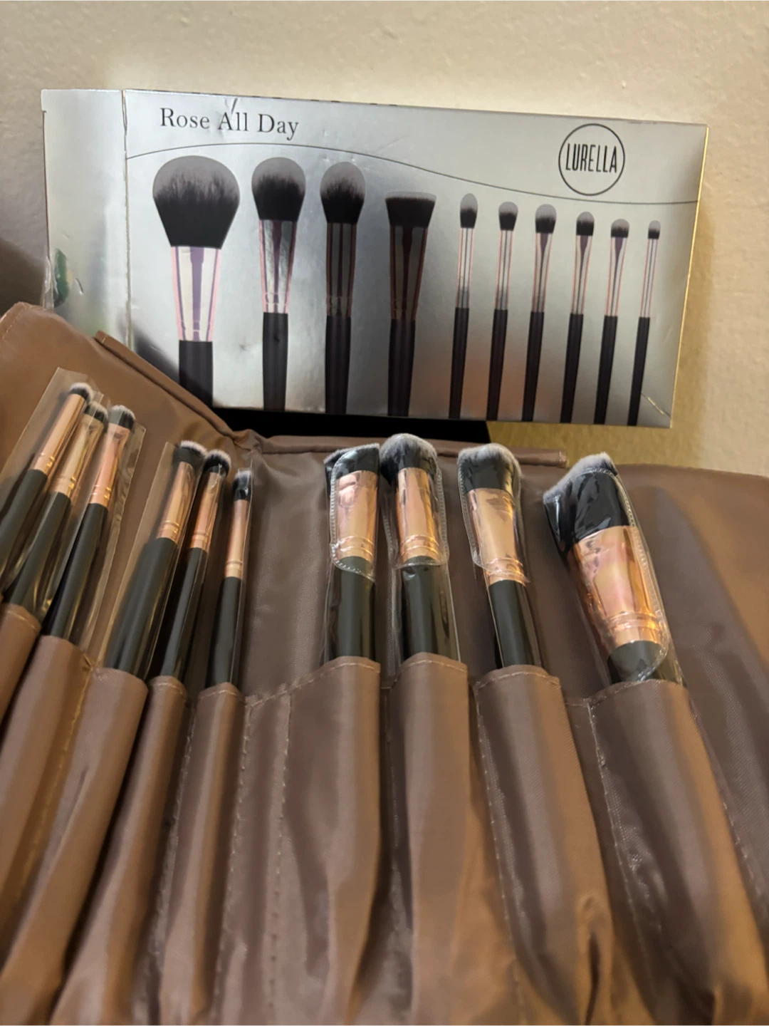 NEW-Lurella Rose All Day Makeup Brush Set