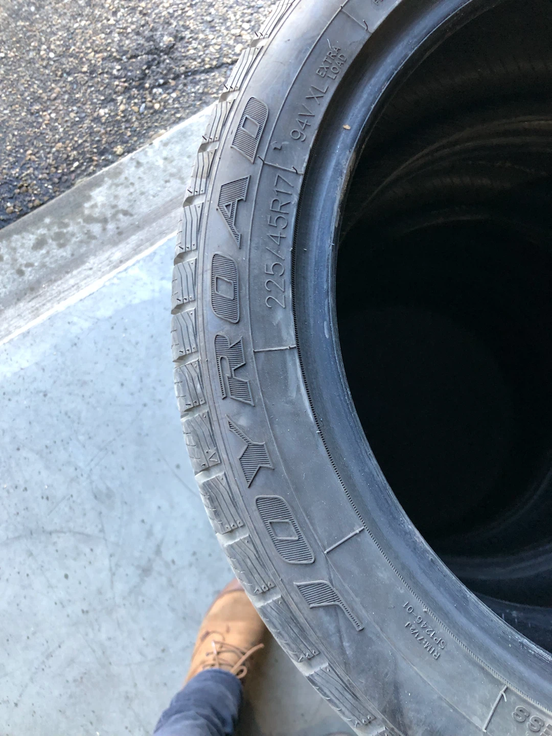 225/45R17 Joyroad RX808 Tires - photo 5