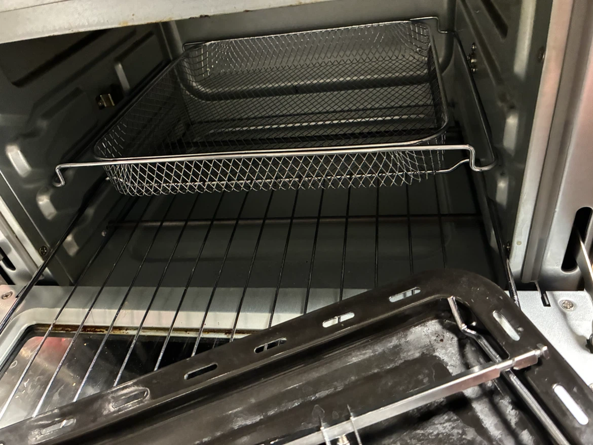 Brand New Countertop Air Fryer Oven - photo 4