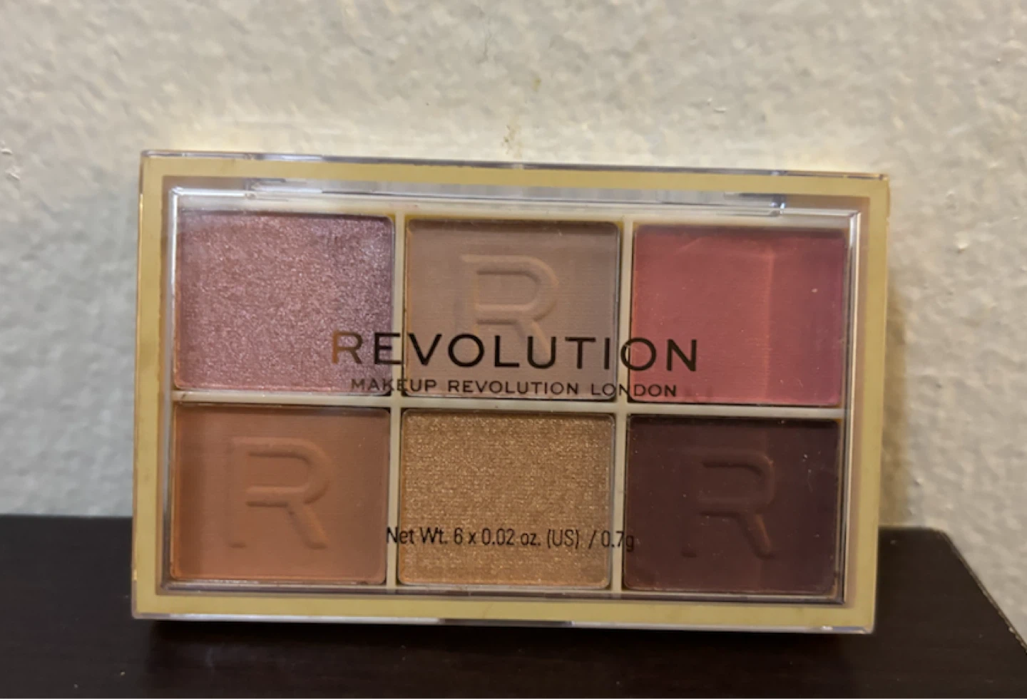 NEW-Makeup Revolution Colour Reloaded Palette Nude About You