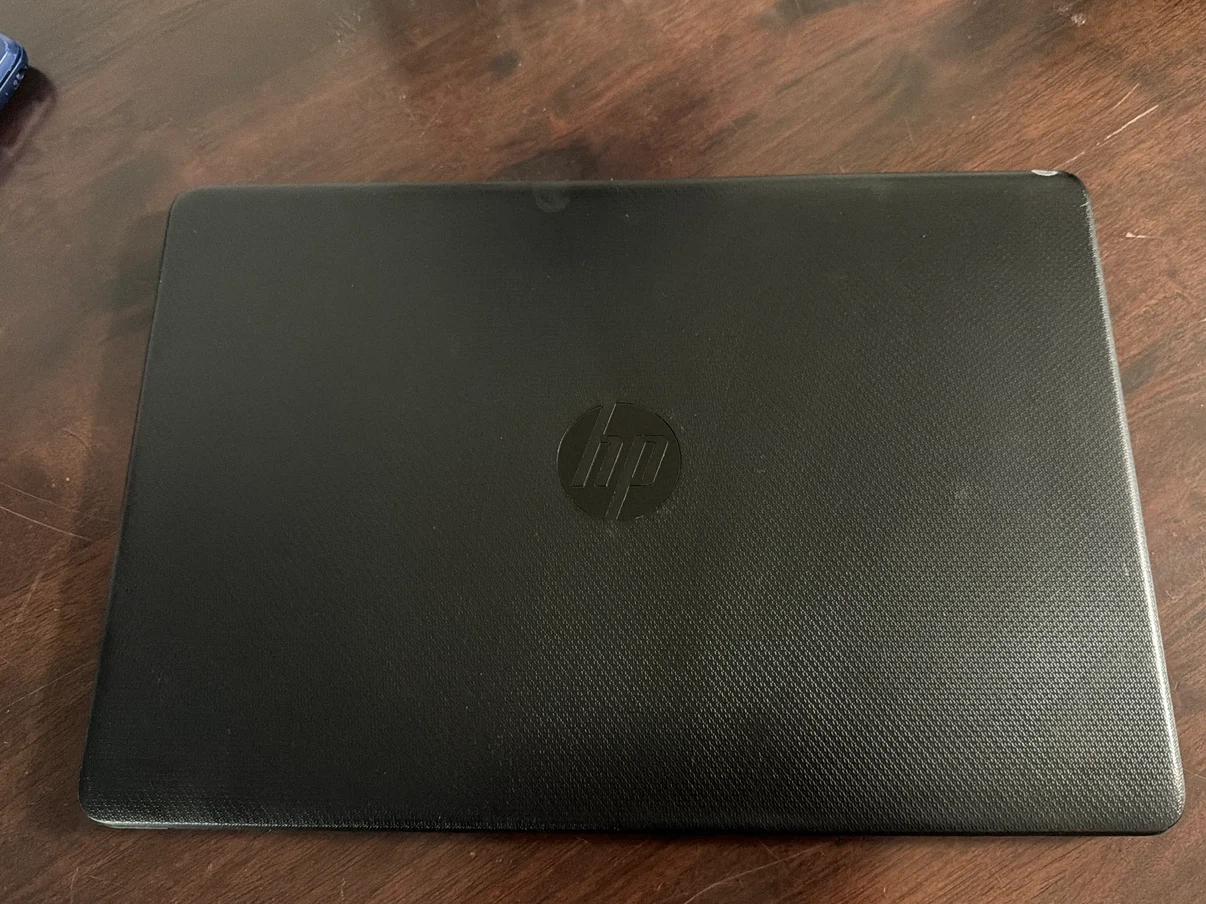 HP Laptop 15-dw3xxx 8GB RAM 477GB Storage