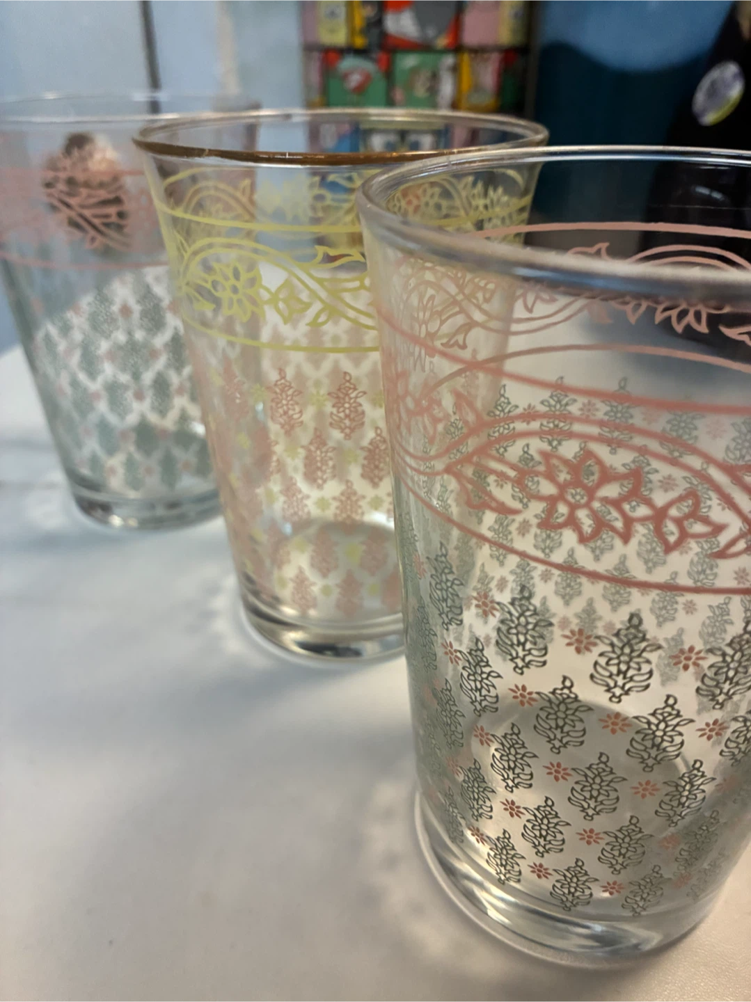 Set of 3 Vintage Patterned Drinking Glasses - photo 4