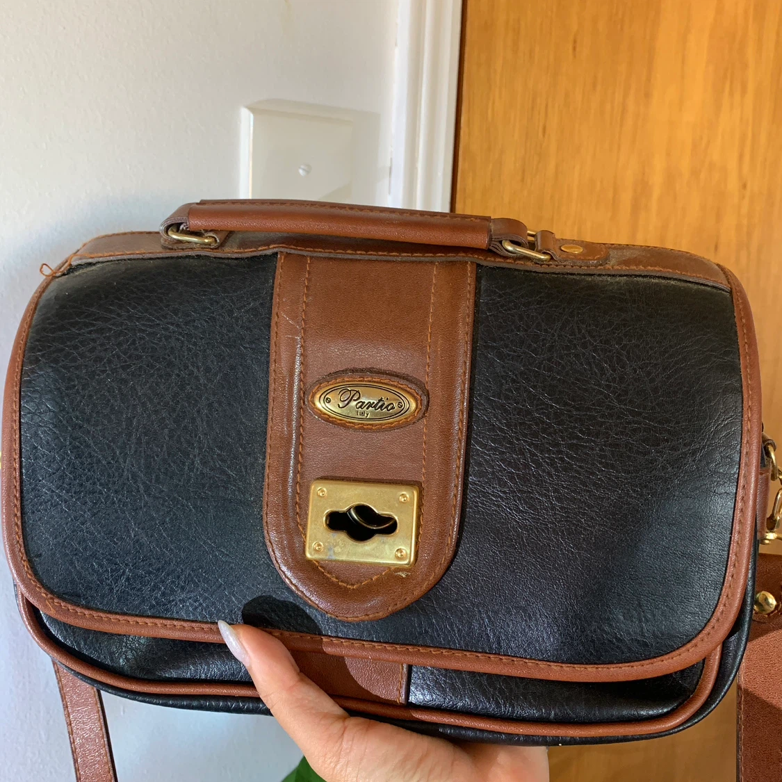 Italy black and brown leather crossbody handbag