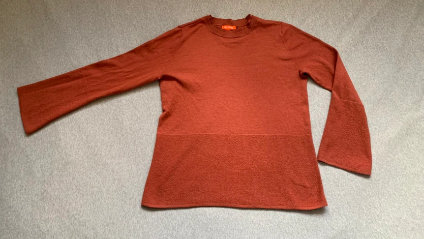 Burnt Orange Ladies Sweater - Size Large
