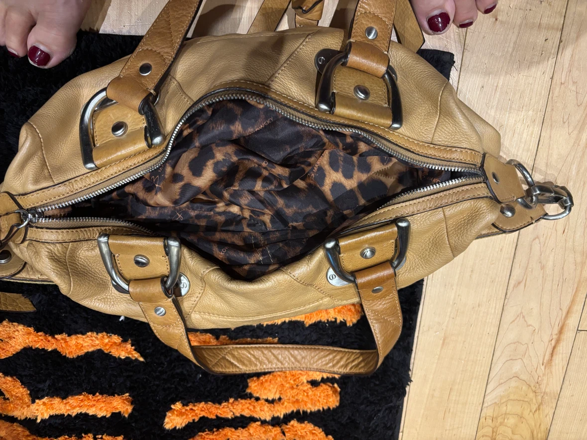B. Makowsky Tan Leather Handbag - photo 2