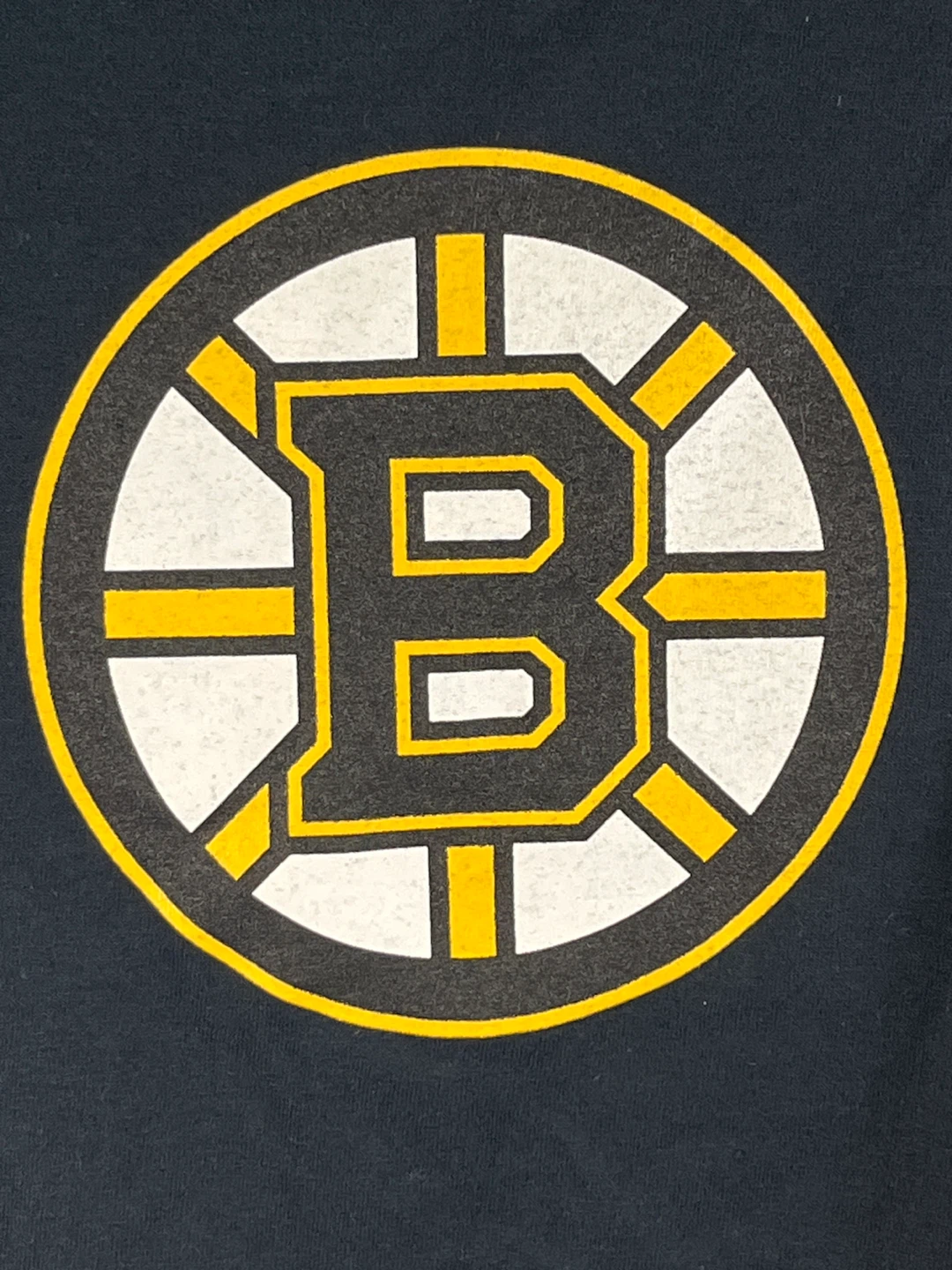 🏷️ Brand New Boston Bruins Youth Tee (NWT) – Perfect Gift!
