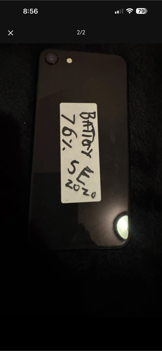 Apple iPhone SE 2020 - photo 2