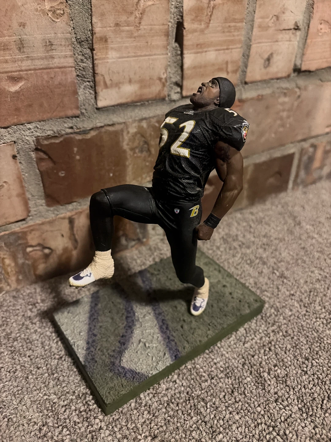 Ray Lewis Baltimore Ravens NFL Figure