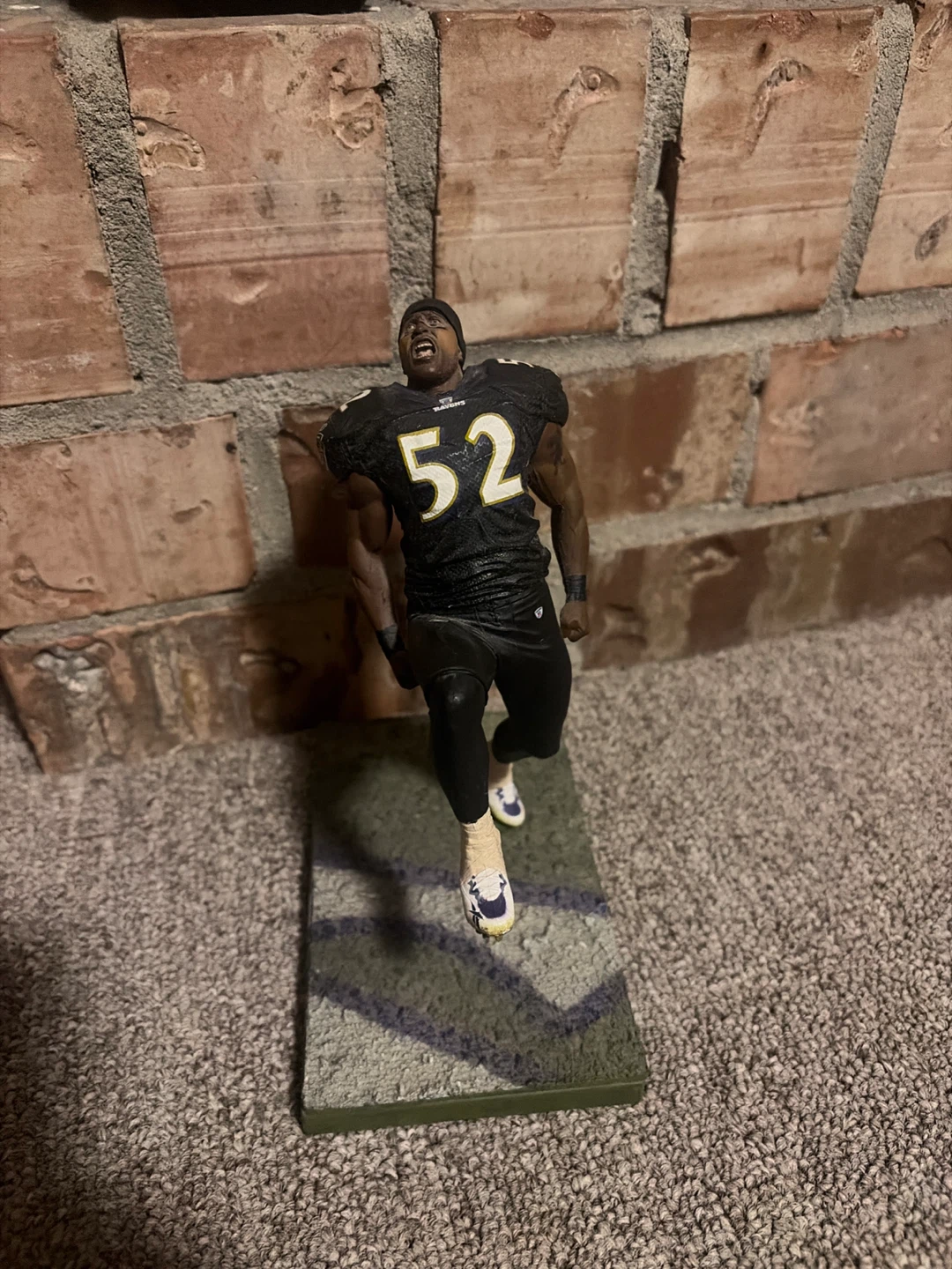 Ray Lewis Baltimore Ravens NFL Figure - photo 2