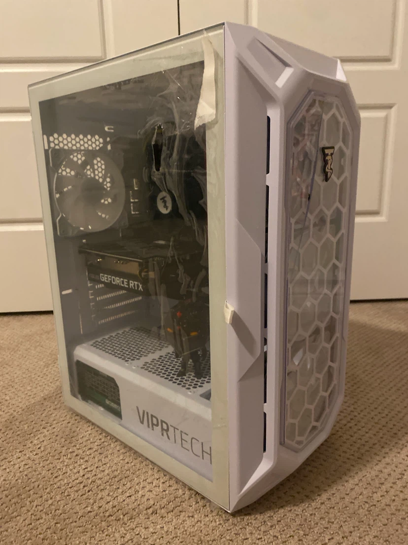 White VIPRTECH Gaming PC