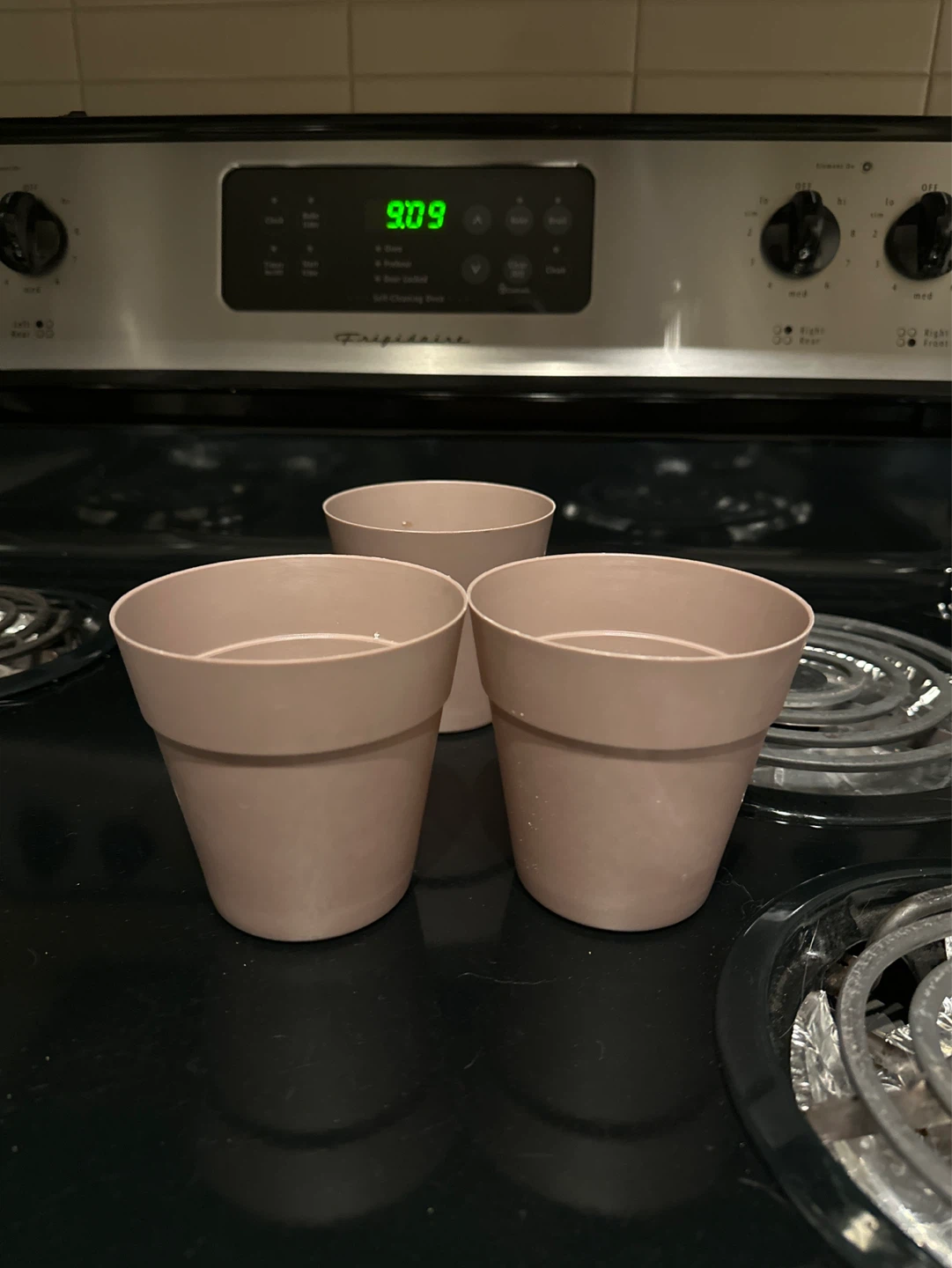 Set of 3 Small Plastic Plant Pots
