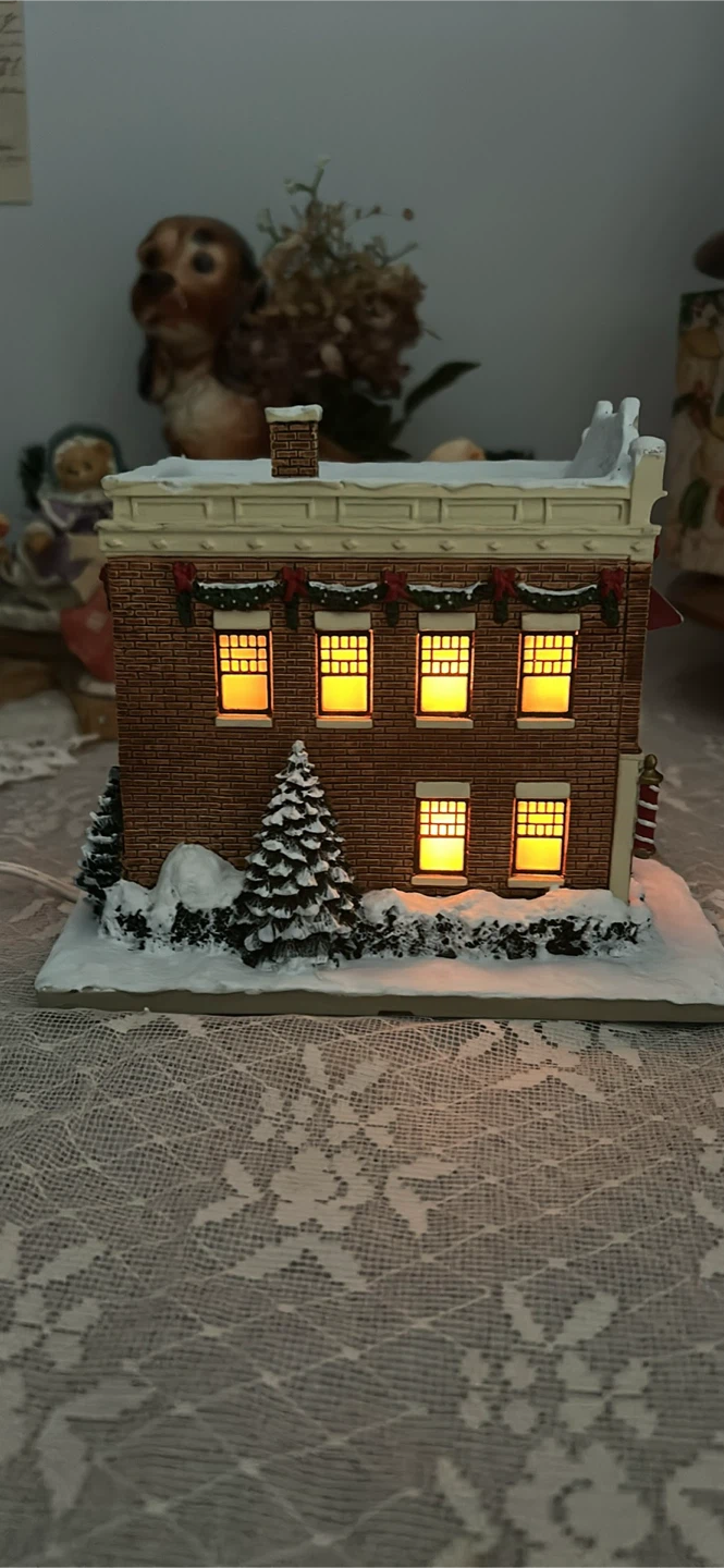 Hawthorne Village Norman Rockwell Shuffleton's Barber Shop - photo 2