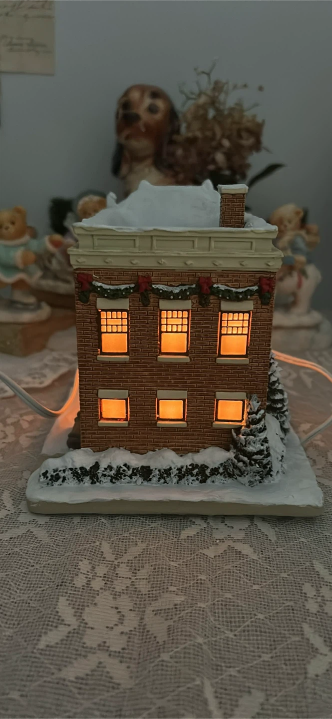 Hawthorne Village Norman Rockwell Shuffleton's Barber Shop - photo 3