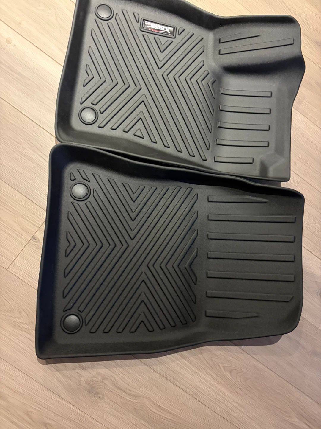 XEEQOM Black Floor Mats for nissan kicks 2025 - photo 2