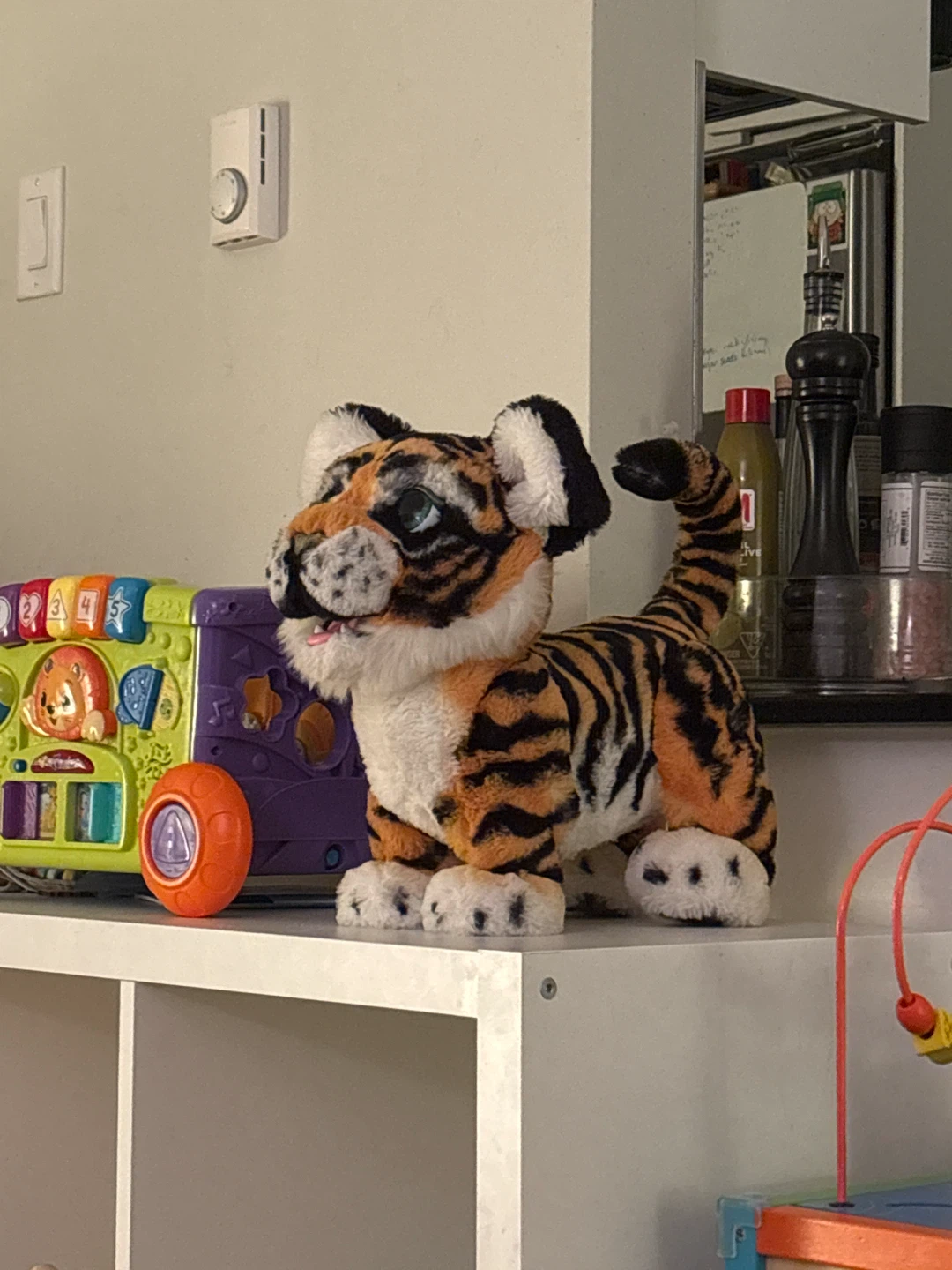 furReal Gabby the Grow & Roar Interactive Plush Tiger - photo 2