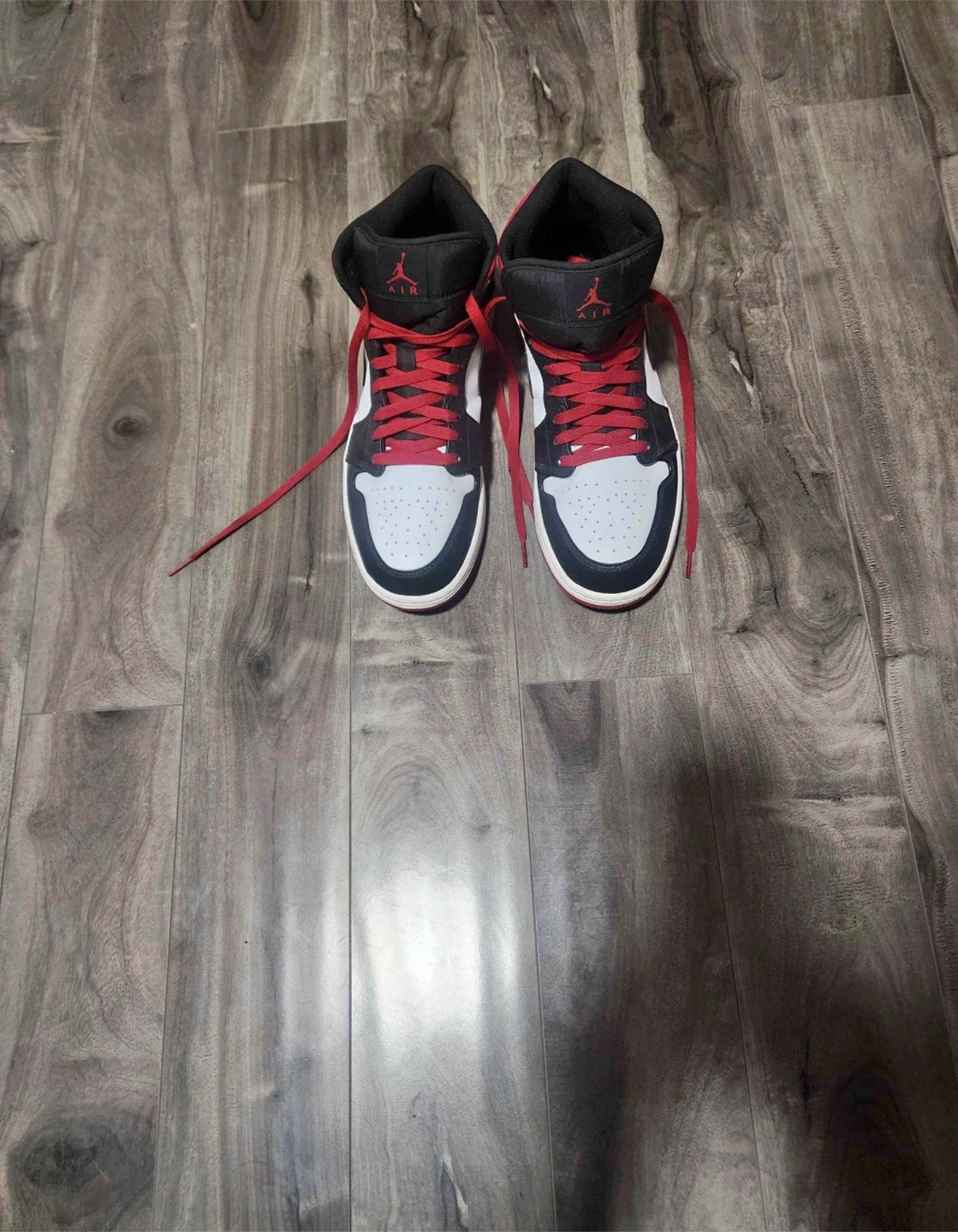 Nike Air Jordan 1 Mid