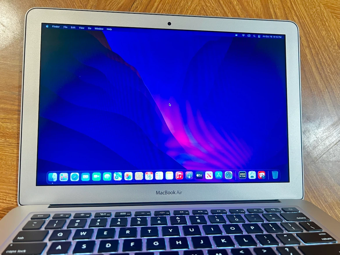 Apple MacBook Air 13-inch 2017 Laptop - photo 3