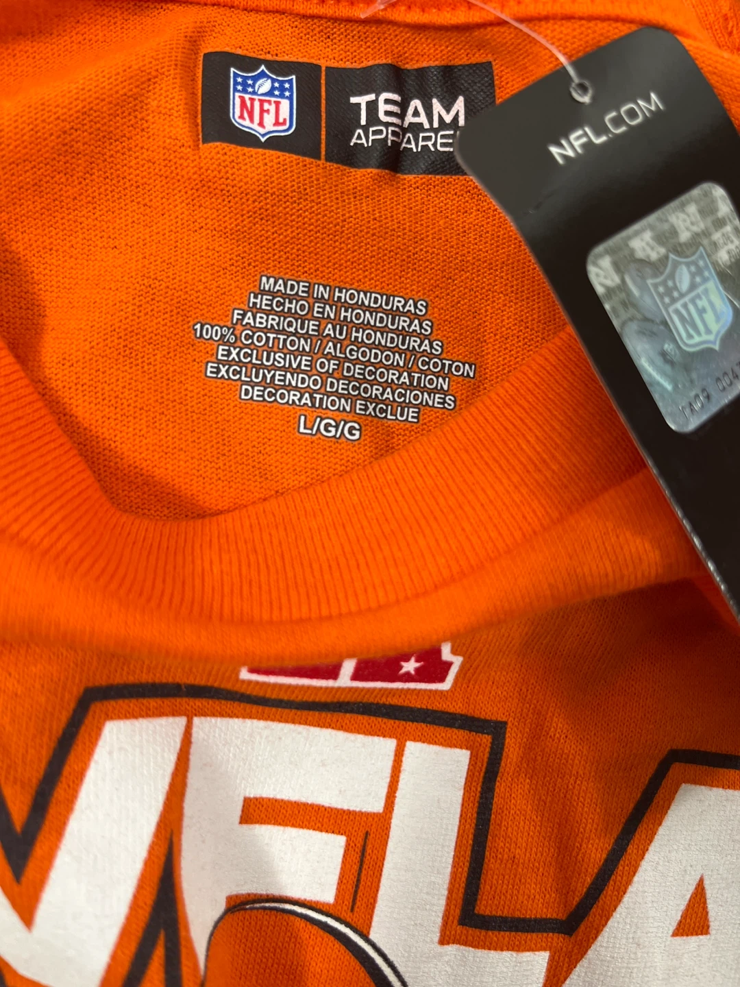 NWT Cleveland Browns Official NFL T-Shirt (Size Large) 🏈 - photo 4