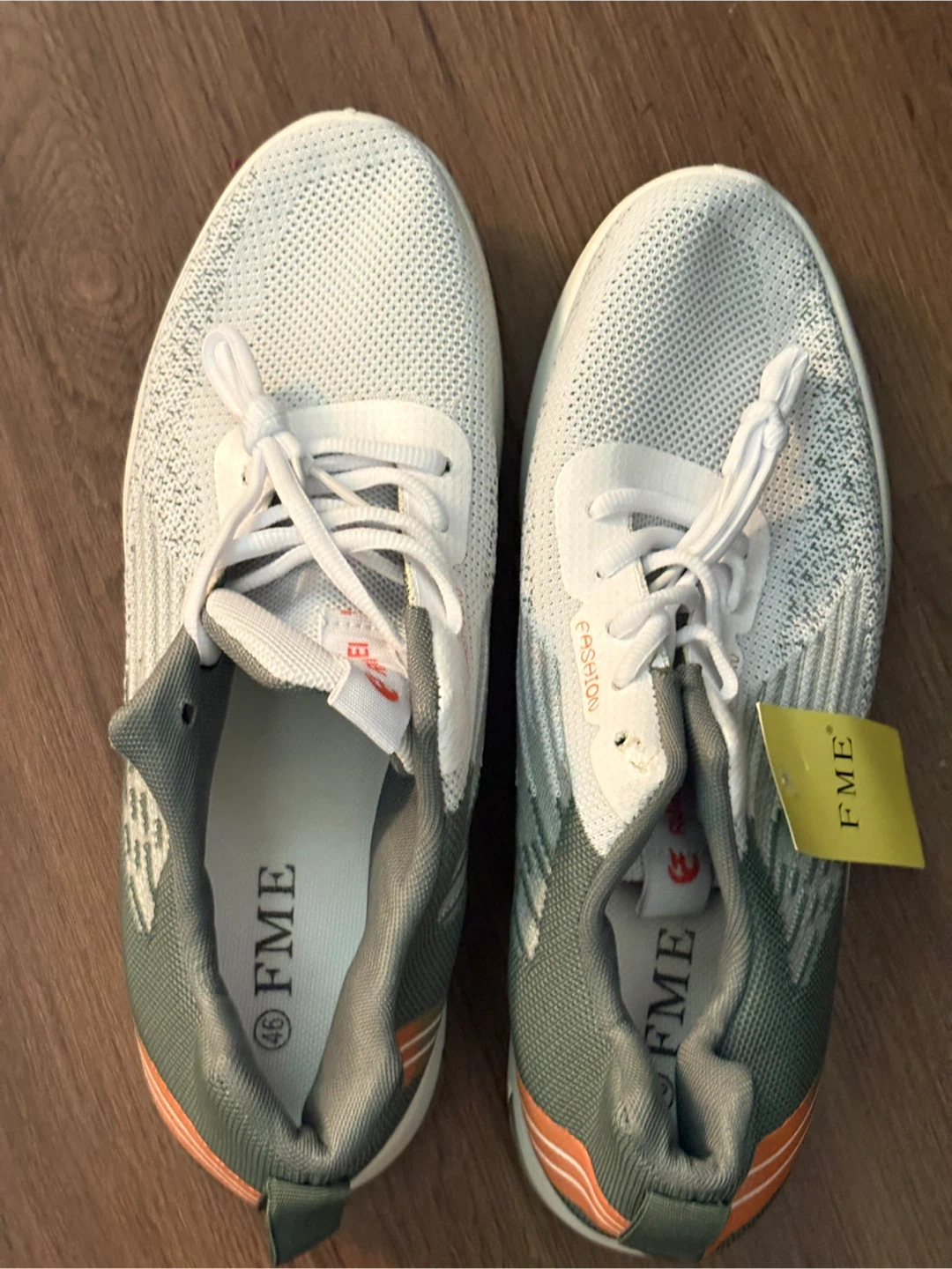 FME Sneakers