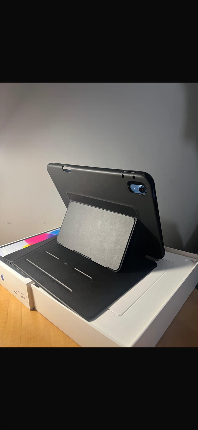 Apple iPad A16 - photo 2