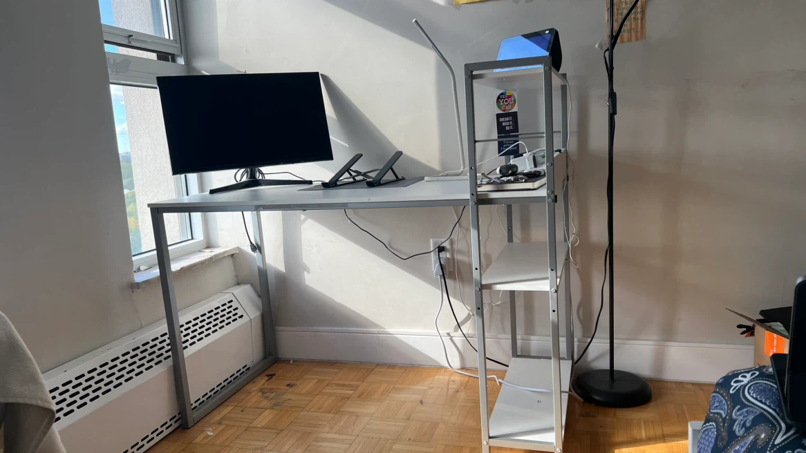 IKEA Office Chair and Desk - photo 4