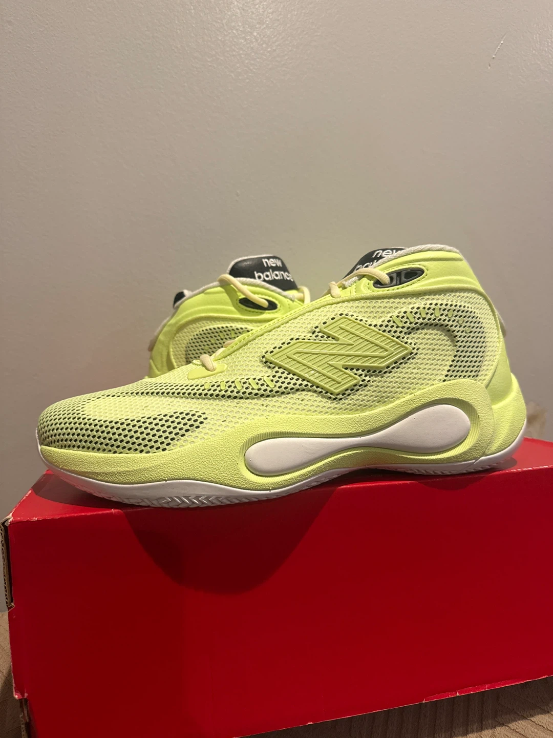 New Balance Fresh Foam BB Basketball Shoes, Neon Green - photo 2
