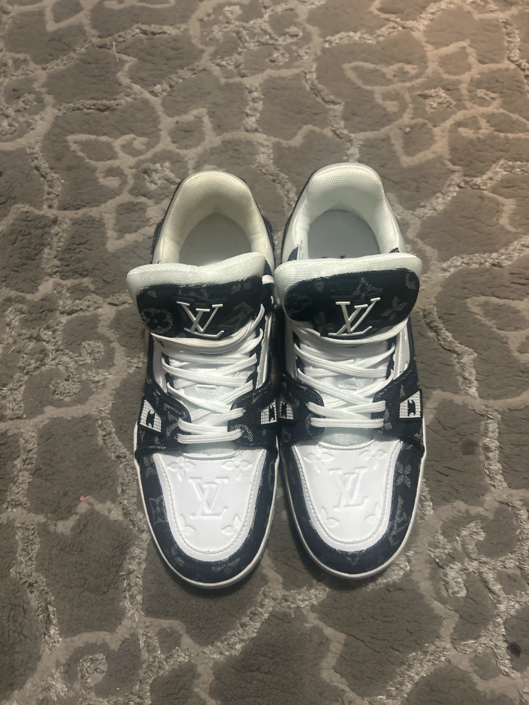 Rep Louis Vuitton LV Trainer Sneakers