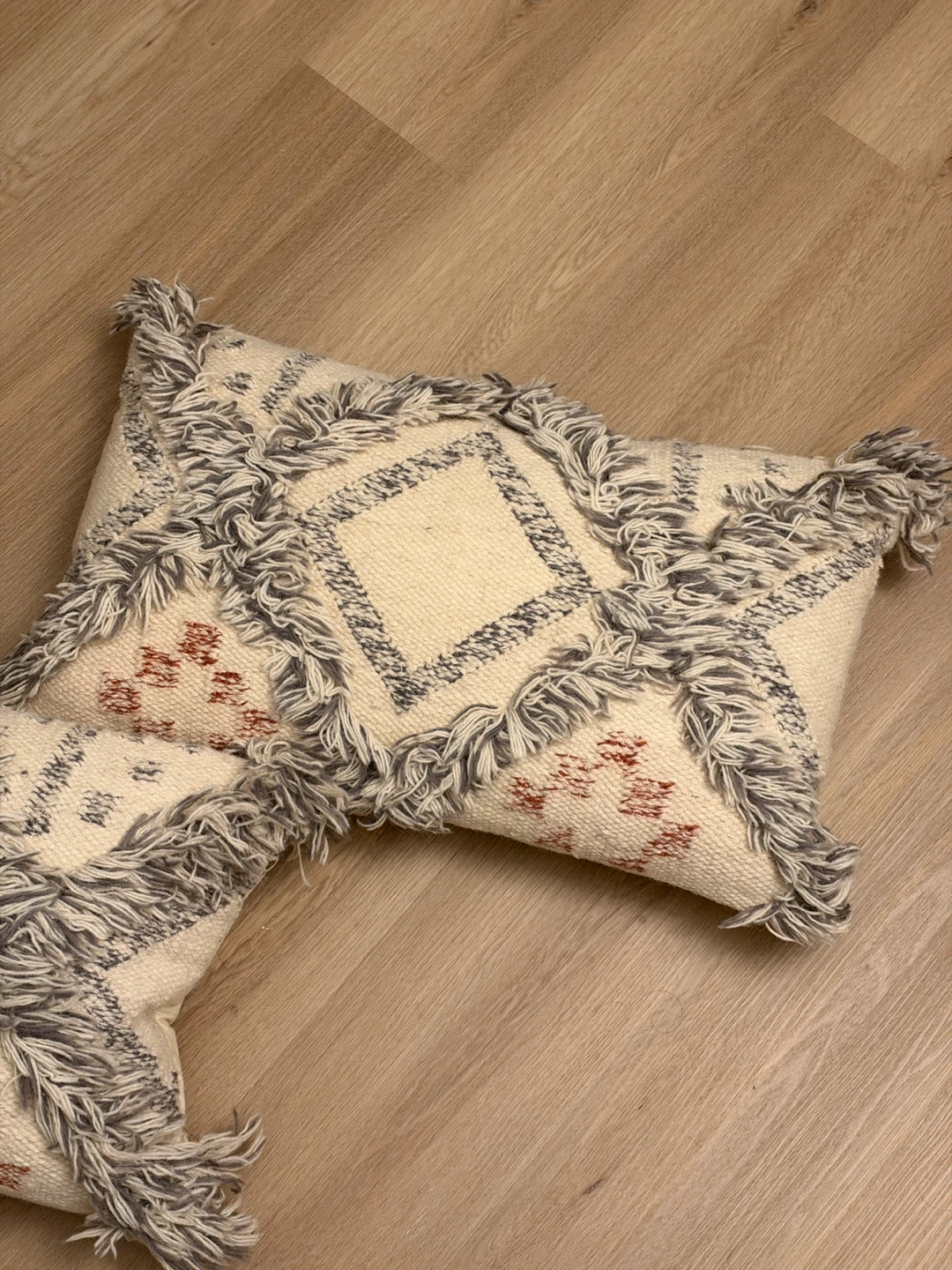 Set of two sofa couch pillows - photo 2