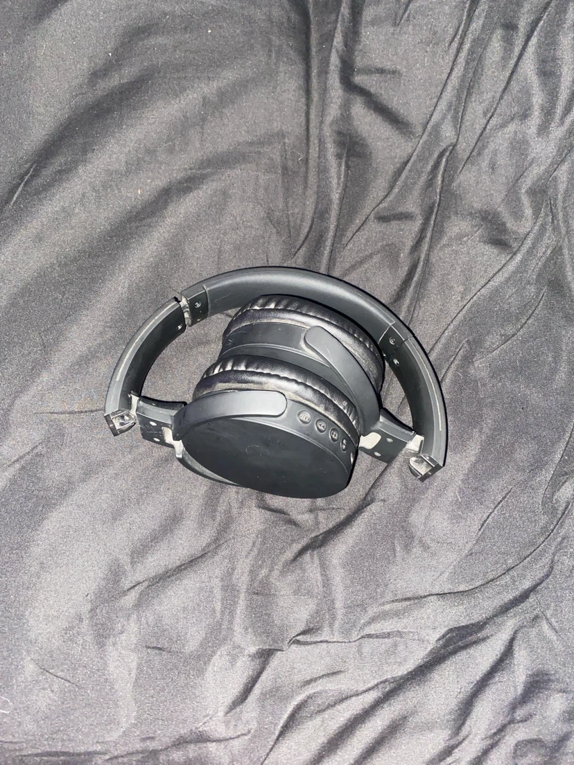 Unused soar headphones